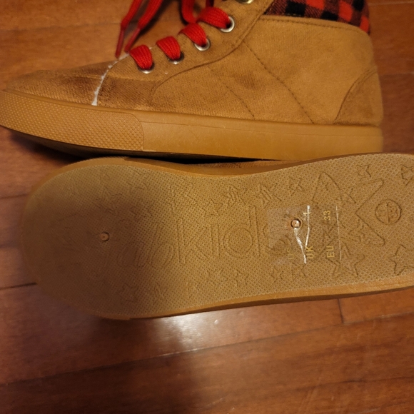 Boy's Buffalo check high top shoes - Picture 4 of 5